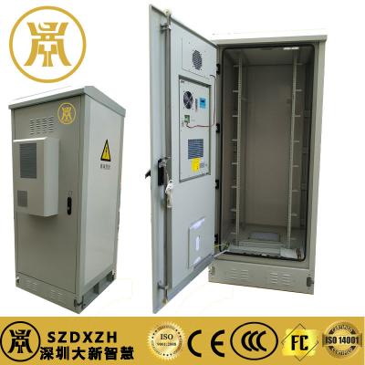 China Galvanized Steel Free Standing Battery Storage Cabinets With Air Conditioner On Front Door for sale