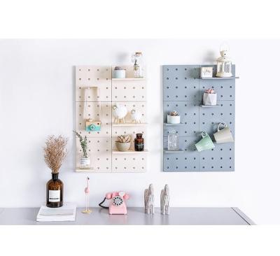 China 2021 New Design Products Stocked Peg Board Plastic Home Decoration Pegboard for sale