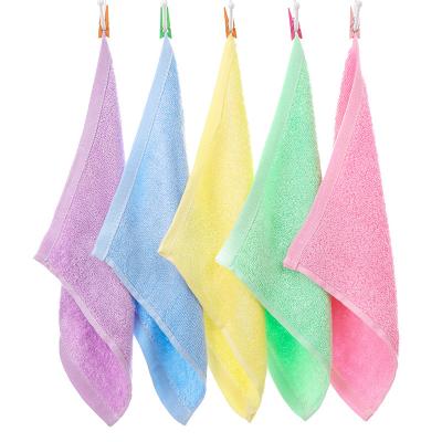 China Kitchen Clean Towel Viable Hanging Friction Paper Cheap Dish Towels Alternative No Bras for sale