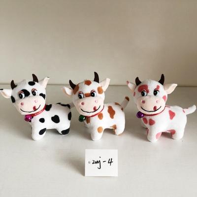 China 2020 New Design Custom Plush Toy White And Black Hanging Plush Toy Stuffed Animal Shape Cow Key Chain for sale