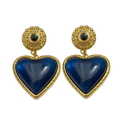 China 2022 career style office/custom earrings exquisite female blue crystal heart zircon love earrings minority design for sale