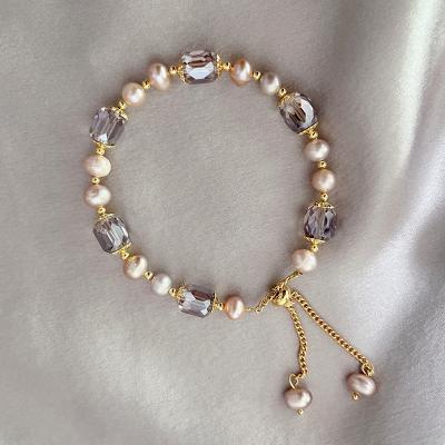 China Casual/Sporty Natural Freshwater Design Crystal Pearl Bracelet Girls Fashion Bracelet for sale