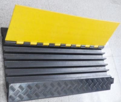 China 1/2/3/4/5 channel cable protector & Safety Cable Ramp, Big size, Dimension：900*600*75mm for sale