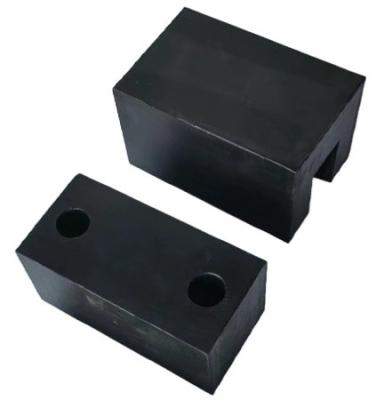 China Molded Dock Black Rubber Bumpers Truck Recessed Solid Buffer Pads zu verkaufen