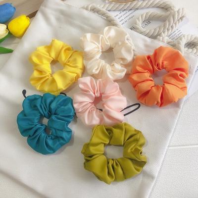 China Trendy Hair Scrunchies 2021 Custom Korean Women Fashion Luxury Silk Hair Scrunchies Elastic Hair Ties for sale