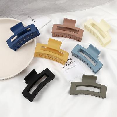 China Fashional 8.5cm Matte Hair Claw Hot Selling Large Hair Claw Acrylic Hair Clip Colorful Korean for sale