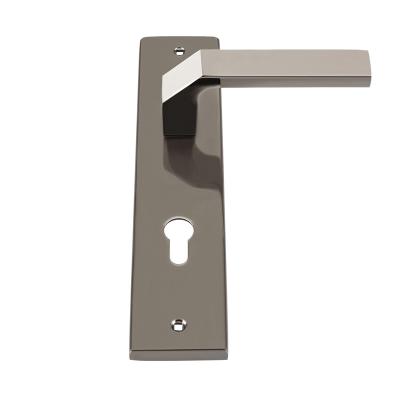 China Modern Copper Zinc Alloy Aluminum Material Chrome Plated Plate Lever Handles for sale