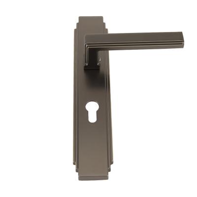 China Long Modern European Style Brownness Lock Plate Door Handle for sale