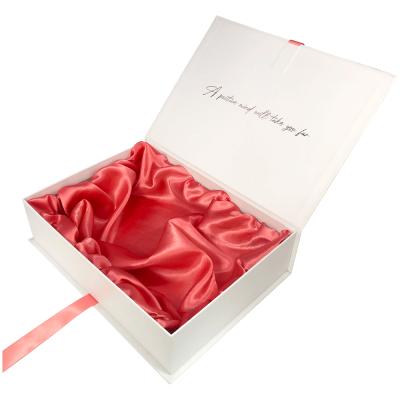 China Recyclable Custom Logo Luxury Skincare Deluxe Gift Cream Cosmetic Packaging Box White Hair Satin Boxes for sale