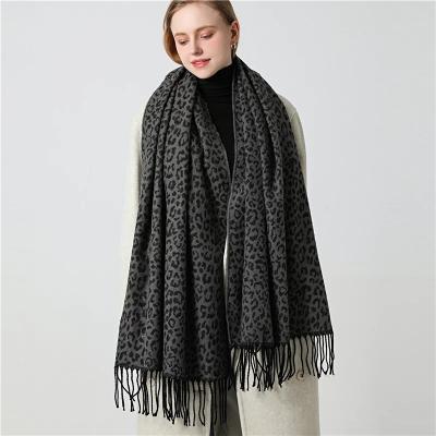 China Autumn Women Cashmere Leopard Scarf Pashmina Thick Warm Scarf Foulard Outdoor Winter and Shawls for sale