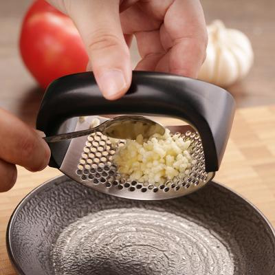 China Kitchen Viable Hot Selling Accessories For Manual Stainless Steel Garlic Meat Grinder Stainless Steel Garlic Press for sale