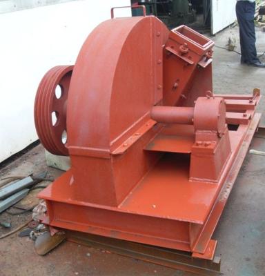 China Crush Large Sellable Wood Sawdust Wood Crusher Machine for sale