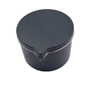 Китай Hot Sale Black Metal Round Candle Tin Jar with Lid Wax Container with Spout продается