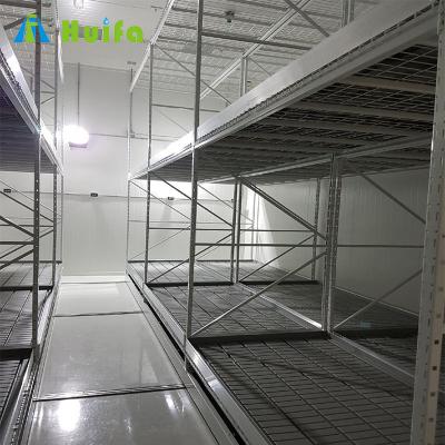 China Stable Structure Huifa Hydroponic Tables and Flood Trays Drop and Go Rolling Bench in America for sale