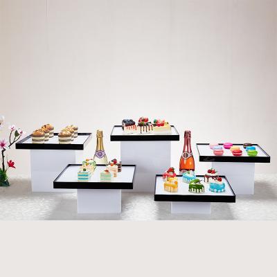 China Modern Desgin New 2022 Modern Desgin Acrylic Dessert Table Set Buffet Cake Snack Display Rack Display Riser Cupcake Dessert for sale