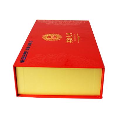 Chine Le livre fait sur commande de carton d'expédition de Logo Color Corrugated Packaging Box a formé le boîte-cadeau à vendre