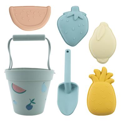 China Outdoor Eco Friendly Summer Kids Sand Set Silicone Beach Bucket Toy Factory Show for sale