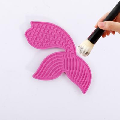 Cina Color Cleaner Make Up Brushes Silicone Mat Fishtail Makeup Brush Pad di pulizia in vendita