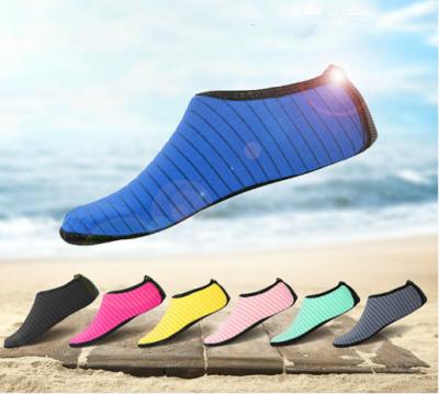 China Durable Neoprene Quick Dry Socks Waterproof Breathable Socks For Beach for sale