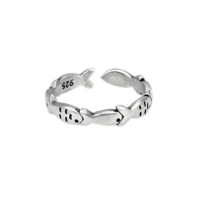 China Cute Minimalist Simple Style Cute Fish Shaped Stackable Joint Ring For School Girls for sale