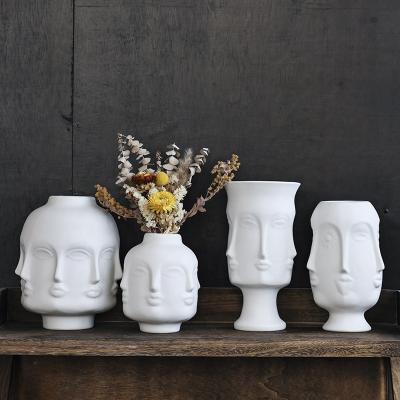 China Art Deco Amazon Hot Selling Face Ceramic Home Decor Art Large Flower Vase Handmade Floreros Vase for sale