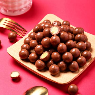 China Yummeet high quality round mylikes chocolate compound milk chocolates crunchy BALL wholesale for sale