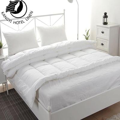 China 2022 Factory Wholesale Home King Size Comforter Hotel Queen Full Imitate Soft King Down Cotton Comforter for sale