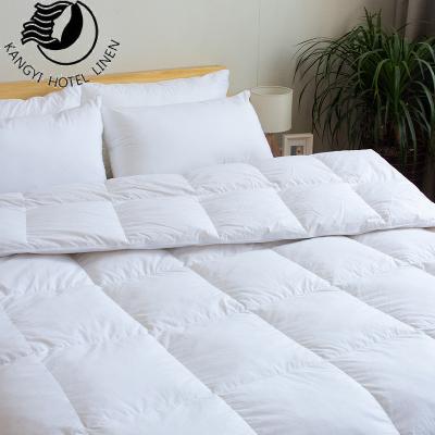 China Home Bed Size White Imitate Down Bedding100% Cotton Comforter Comforter Insert Four Season Comforter for sale