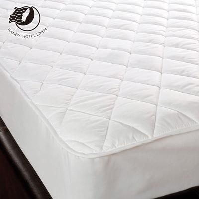 China Best Sale Good Quality Waterproof Polyester Filling100 Cotton Fabric Wholesale Soft Hotel Quilted Mattress Protector for sale