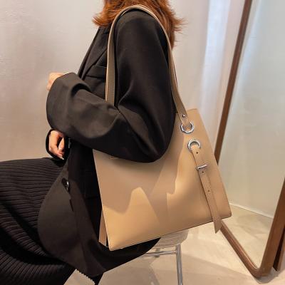 China New Casual Hot Selling Women's Leisure Retro Single Shoulder Bag Large Capacity Double Shoulder Bag Portable Single Barrel Bag for sale