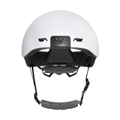 China El casco de ciclo urbano elegante de Ebike del dispositivo protector de los deportes al aire libre de la cámara del casco monta en bicicleta el casco amonestador de las luces de seguridad en venta