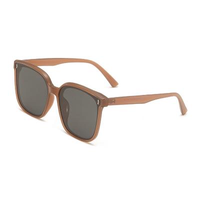 China Fashion Sunglasses Shape Sunglasses Newest 2021Square TR90 Polarized Sunglasses For Women Men for sale