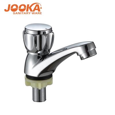 China Thermostatic Faucets Deck Mounted Basin Faucet Cold Water Wash Basin Faucet Zinc Alloy for sale