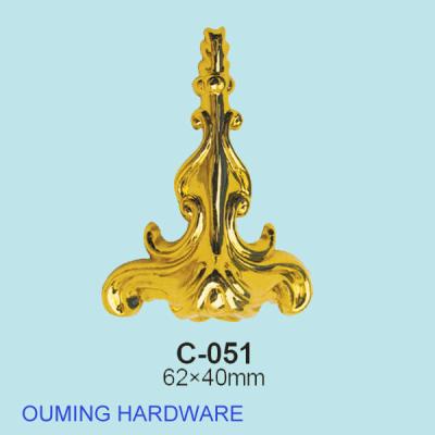 China Wooden Case High Quality Golden Plastic Corner Protector for sale