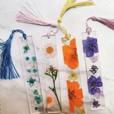 China China New Creative Handmade Epoxy Glue Dried Flower Ornaments Bookend Resin Home Decoration Crafts Bookmark for sale