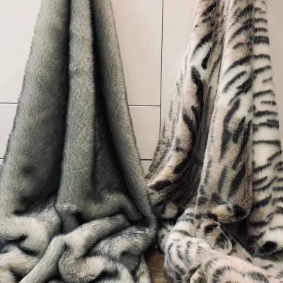 China New Designer Warm Winter Tipped Fur For High Quality Faux Fur Throw Blanket for sale