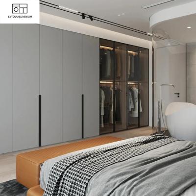 China OEM Design High End Luxury Italian Wooden Wardrobe Closet Modular Wardrobe With Glass Door for sale