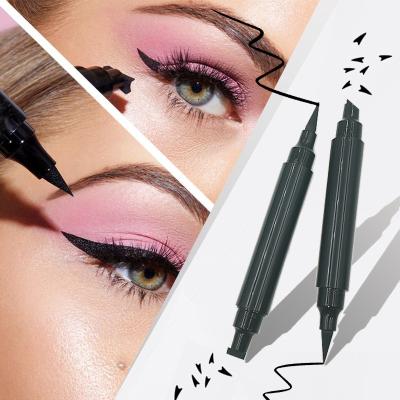 China Best Wholesale Waterproof Black Liquid Color Pen Eyeliner Pen Private Label Waterproof Long Lasting Eyeliner With Wing Stamp for sale