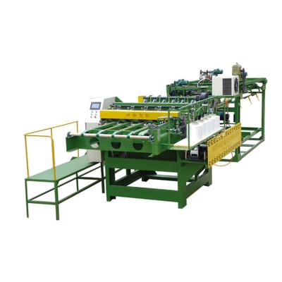 Chine Veneer Composer for Making Plywood Builder 640-1650mm 1.0-6.0mm 35mm Q235 380V/450V 60liter/min 20points Provided 3 Years 2000mm à vendre