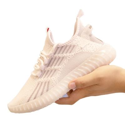 China 2021 New Yeezy Style Sneakers Breathable Lightweight Foam Runner Autumn Cool Basketball Shoes Comfortable Walking Shoes for sale