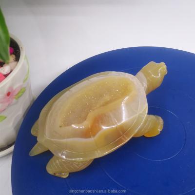 China Wholesale Crystal High Quality Natural Agate Crystal from Europe Carved Turtles for Home Decoration for sale