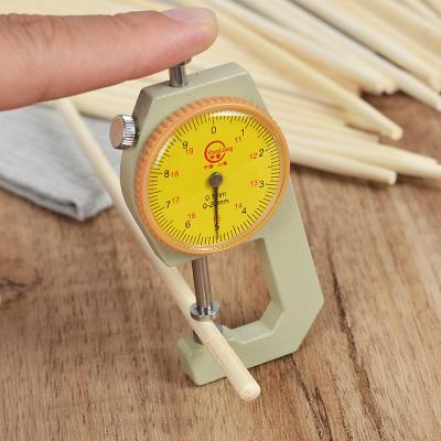 China Wholesale price 4.0-5.5mm disposable chopsticks sushi chopsticks 9.5cm bamboo chopsticks with logo for sale