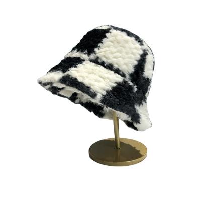 China New Designer Custom Made Good Quality Patchwork Plaid Dobby Hairy Fluffy Faux Fur Bucket Hat For Women Winter Autumn for sale