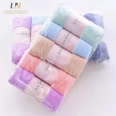 China Cheap Sale Coral Fleece Microfiber Cloth Whole Face Towel Safe For Kids for sale