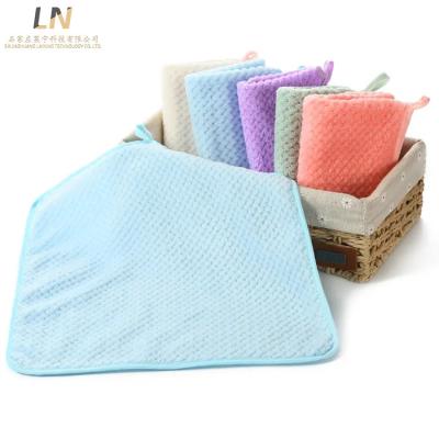 China Baby Kids Safe Washcloths Water Handkerchief Baby Wash Newborn Soft Washcloths for sale