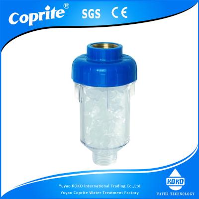 China Los filtros recargables de la cabezal de ducha de 5 pulgadas quitan el fluoruro del cloro pequeño volumen en venta