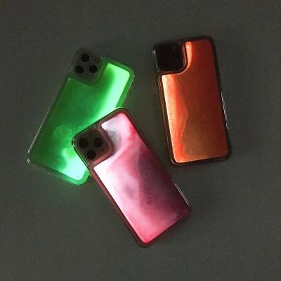 China Liquid TPU Glitter Case Fashion Glitter Neon Quicksand Quicksand Phone Case For iPhone X/xr Glitter Neon Quicksand Luminous Phone Case For iphone 11 for sale