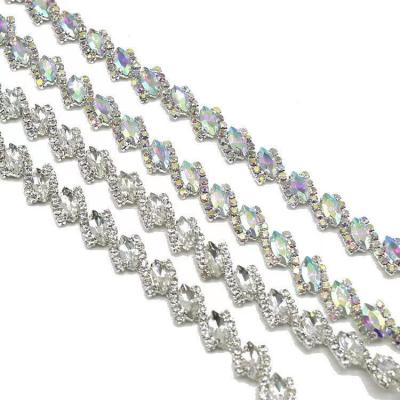 China 2021 Garment Accessary Diamante Rhinestone AB Crystal Trim Tone Wedding Cup Chain Trim Silver for sale