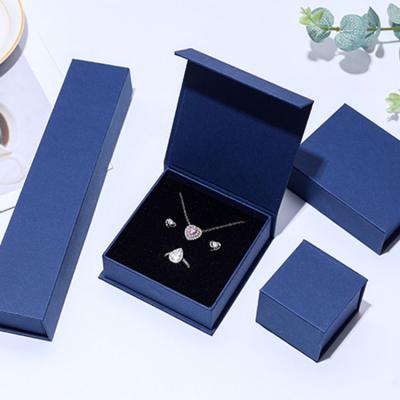 China New Fashion Jewelry Boxes Set Paper Packaging Box For Bracelet Necklace Ring Gift for sale