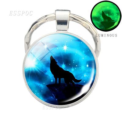 China Metal Glow in the Dark Wolf Keychain Howling Wolf Luminous Glass Cabochon Key Ring Car Key Pendant Holder for Friend Gifts for sale